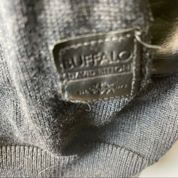 BUFFALO DAVID BITTON black long sleeve sweater men’s medium/ unisex - Picture 2 of 6